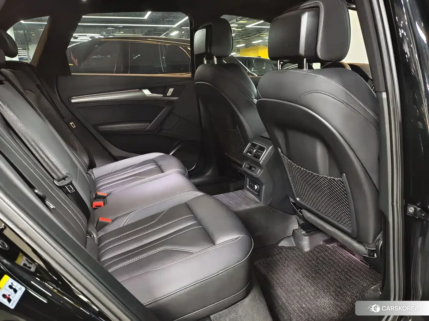 Audi Q5L id 4600853 из Китая 8