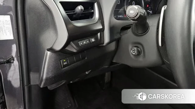 Lexus UX300e id 2900628 из Кореи 8