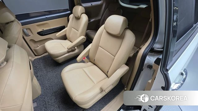 Kia All New Carnival id 4496975 из Кореи 8