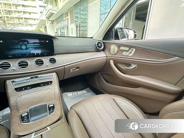 Mercedes-Benz E-class id 4274221 из Китая 8