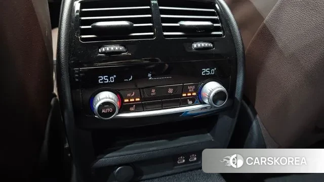 BMW 5 Series (G30) id 3581744 из Кореи 8