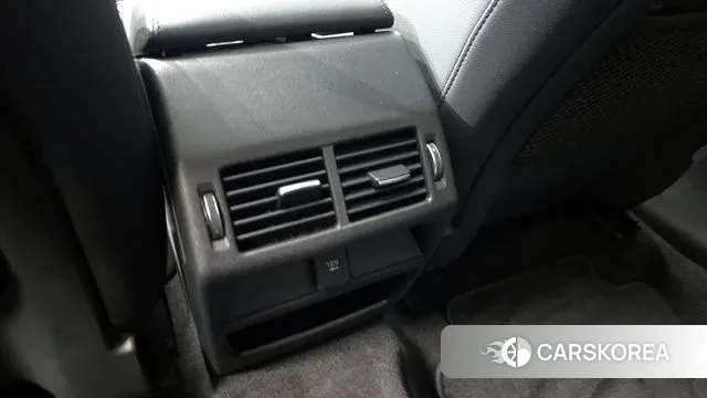 Jaguar E-PACE id 3526182 из Кореи 8