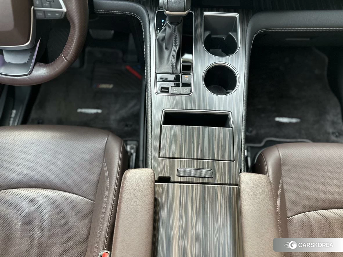 Toyota Saina id 4454757 из Китая 8