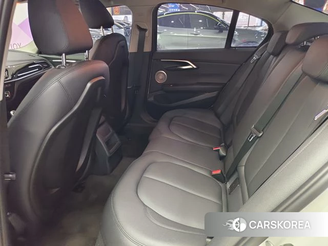 BMW 1 series id 4254616 из Китая 8
