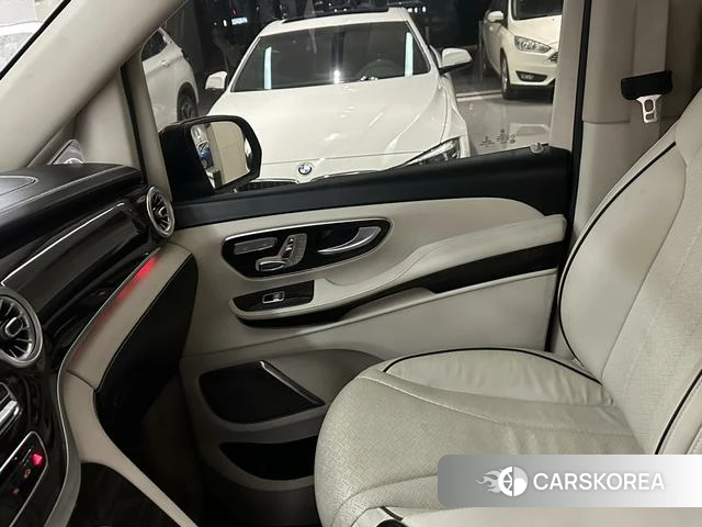 Mercedes-Benz V-class id 4241720 из Китая 8