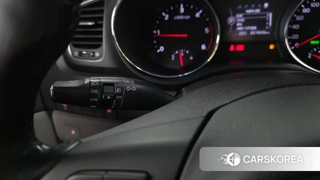 Kia All New Carnival id 4795111 из Кореи 8