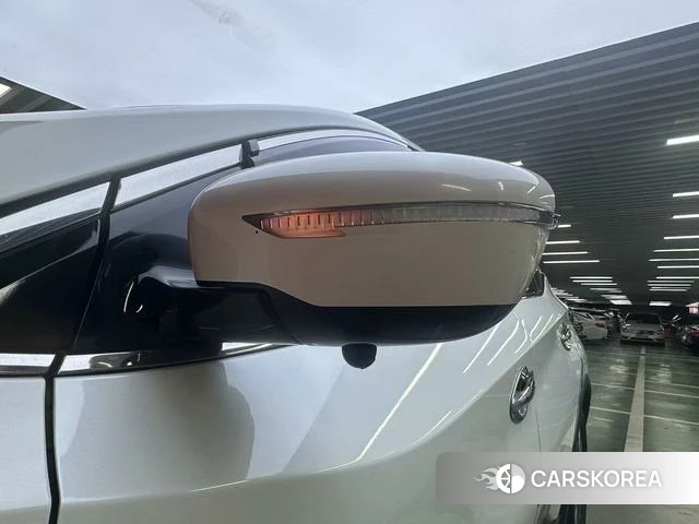 Nissan Loulan id 4208371 из Китая 8