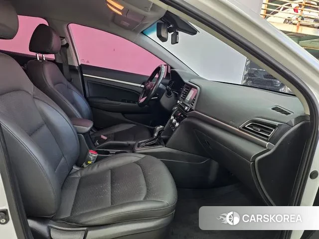 Hyundai The New Avante AD id 3474511 из Кореи 8