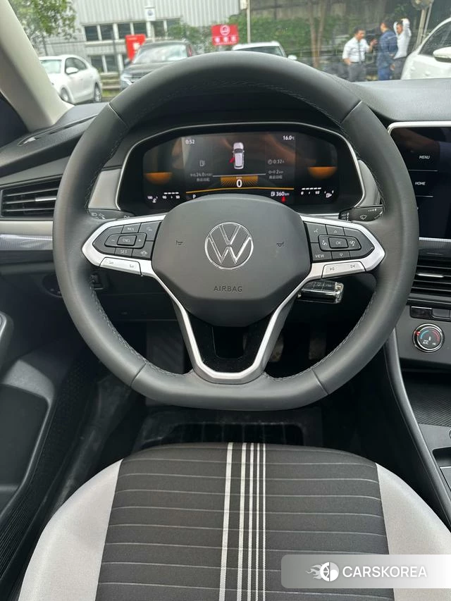 Volkswagen Bora id 4259593 из Китая 8