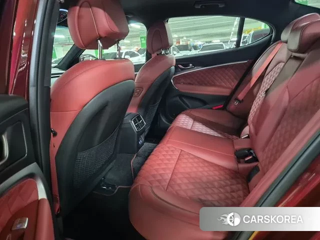 Genesis The New G70 id 3590465 из Кореи 8