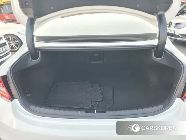 Hyundai Grandeur IG id 3647251 из Кореи 8