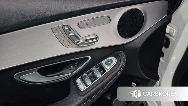 Mercedes-Benz C-Class W205 id 3641808 из Кореи 8