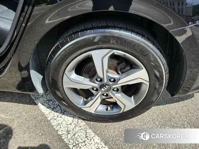 Kia Come New K3 id 4677710 из Кореи 8