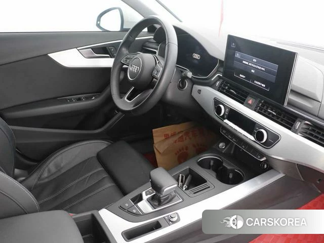 Audi A4L id 4297881 из Китая 8