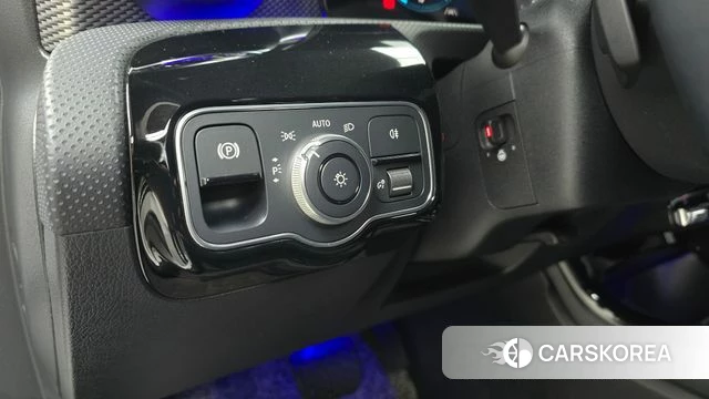 Mercedes-Benz A-Class W177 id 4735648 из Кореи 8