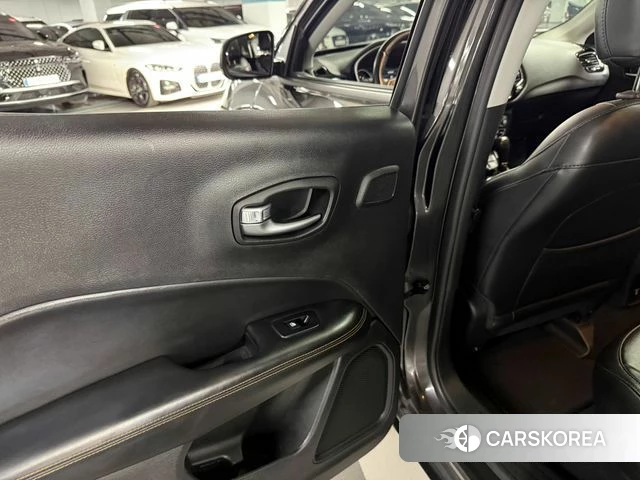 Jeep Compass 2nd Generation id 4785484 из Кореи 8