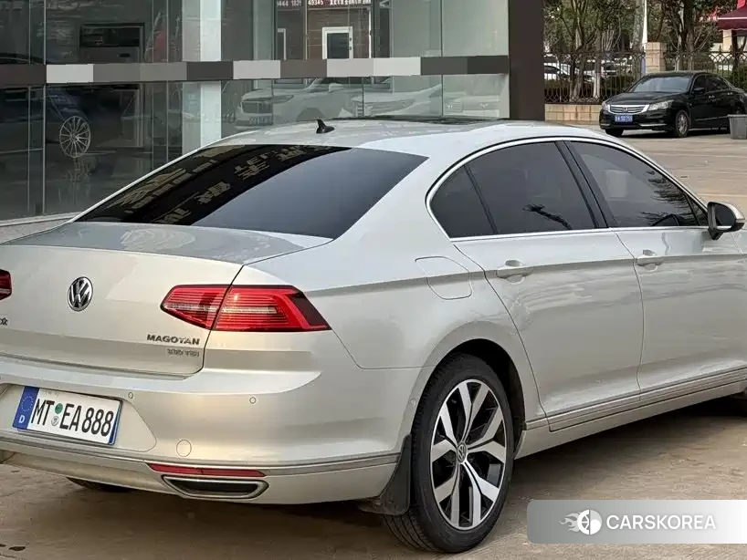 Volkswagen Magotan id 4554047 из Китая 8
