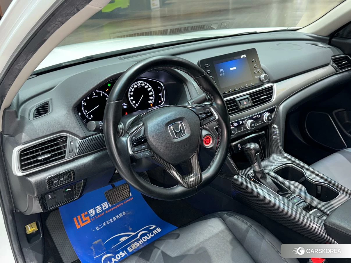 Honda Accord id 4455390 из Китая 8