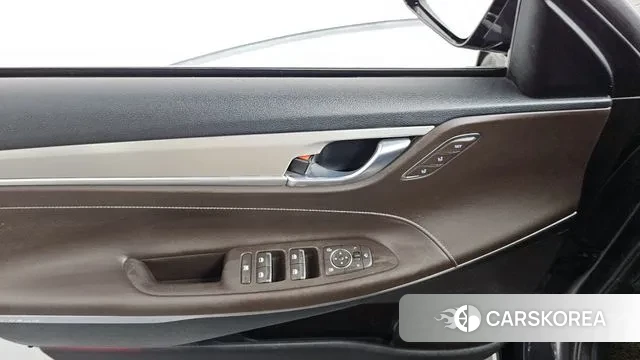 Hyundai Grandeur IG id 3423380 из Кореи 8