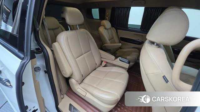 Kia The New Carnival id 4944177 из Кореи 8