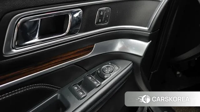 Ford Explorer id 2966504 из Кореи 8