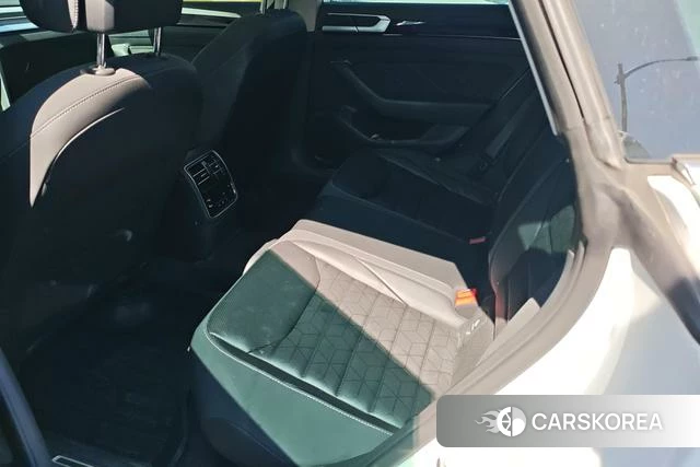 Volkswagen CC id 4297390 из Китая 8