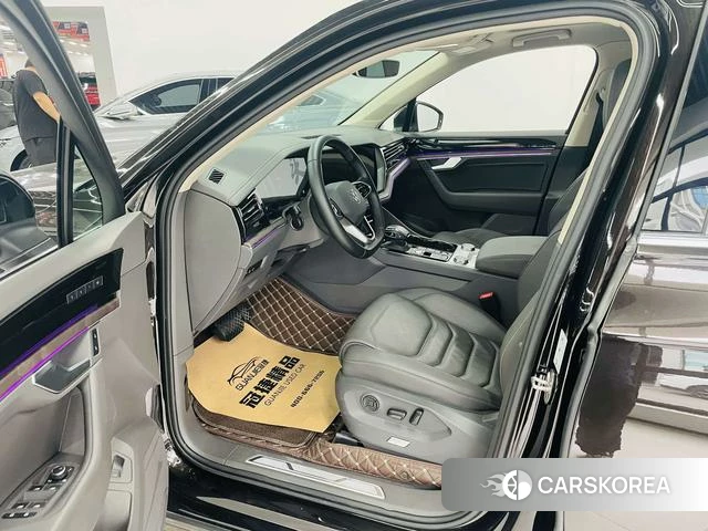 Volkswagen Touareg id 4394124 из Китая 8