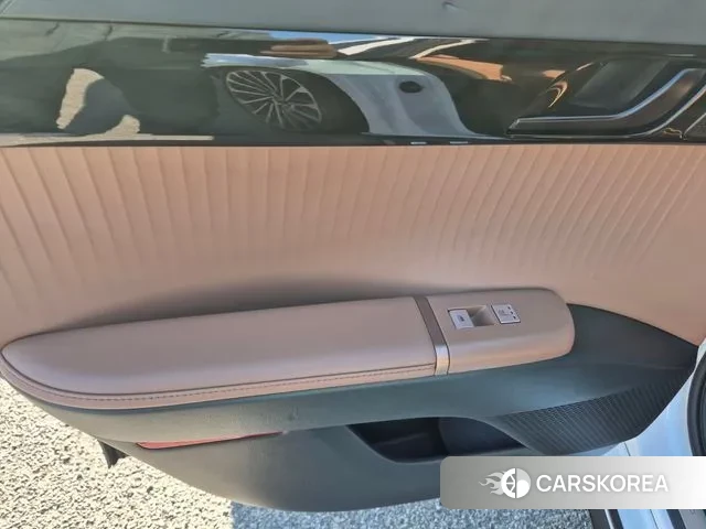 Hyundai Grandeur Hybrid (GN7) id 3543581 из Кореи 8