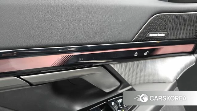 BMW 5 Series (G60) id 3909253 из Кореи 8