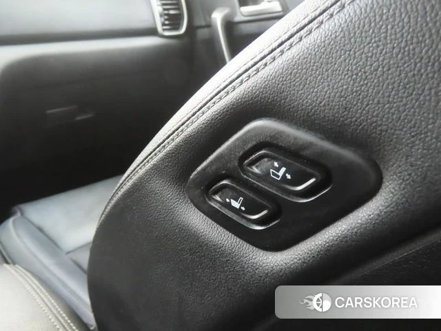 Kia Sportage The Bold id 4772625 из Кореи 8