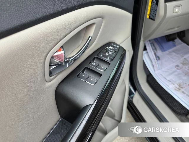 Kia The New Carnival id 4255202 из Кореи 8