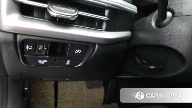 Hyundai Grandeur (GN7) id 4223420 из Кореи 8