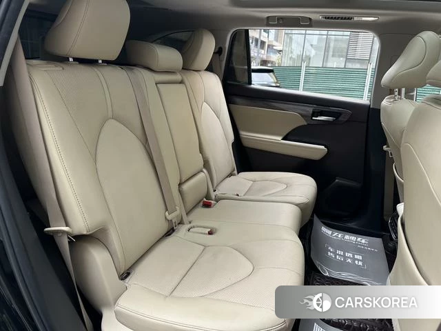 Toyota Highlander id 4276453 из Китая 8