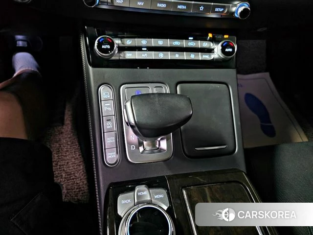 Genesis G90 id 4446880 из Кореи 8