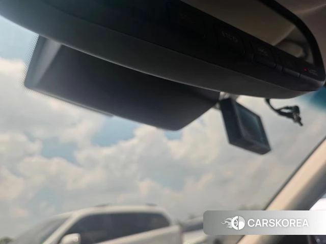 Genesis G70 id 4453398 из Кореи 8