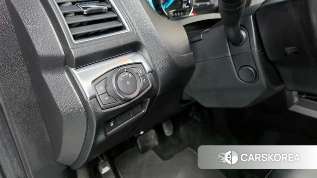 Ford Explorer id 3801798 из Кореи 8