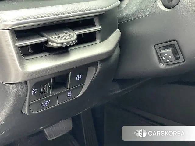 Hyundai Grandeur (GN7) id 3517963 из Кореи 8