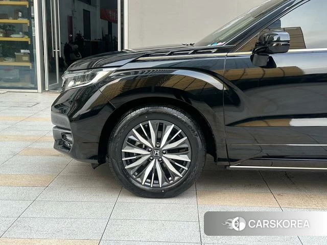 Honda Crown Road id 4358877 из Китая 8