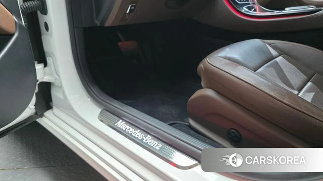 Mercedes-Benz E-Class W213 id 4715955 из Кореи 8