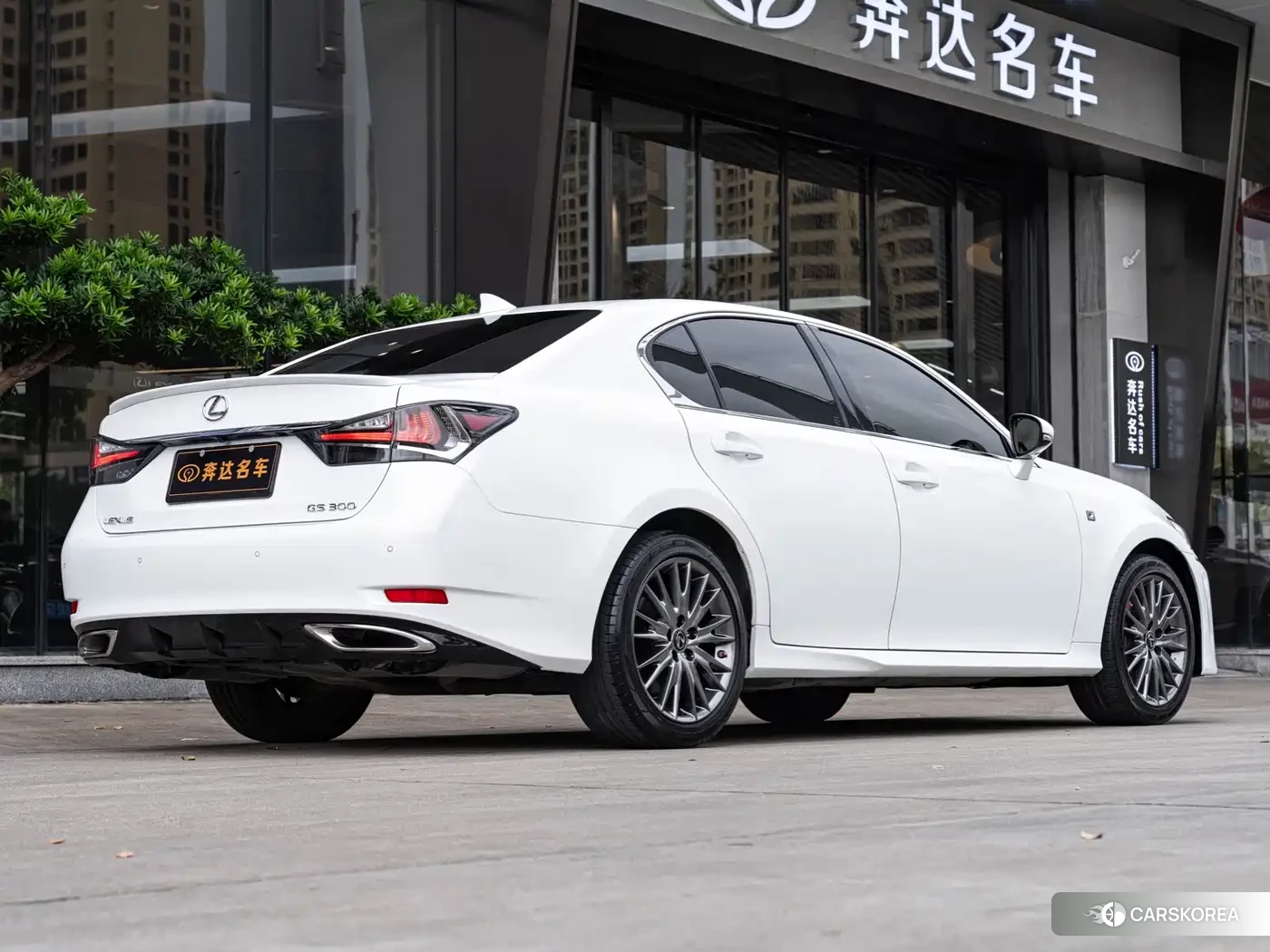 Lexus GS id 4669532 из Китая 8