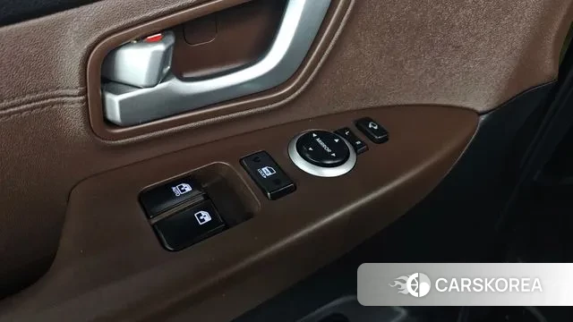 Hyundai The New Grand Starex id 3449722 из Кореи 8