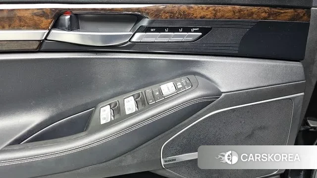 Genesis G90 id 3541162 из Кореи 8