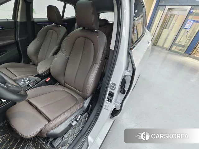 BMW X2 id 4298052 из Китая 8