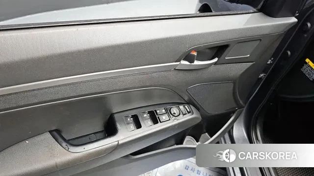 Hyundai The New Avante AD id 3117845 из Кореи 8