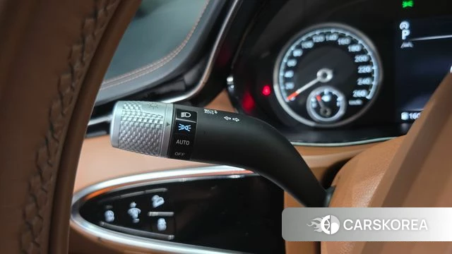 Genesis GV70 id 4554985 из Кореи 8