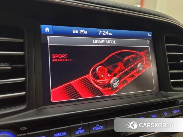 Hyundai The New Avante AD id 3098227 из Кореи 8