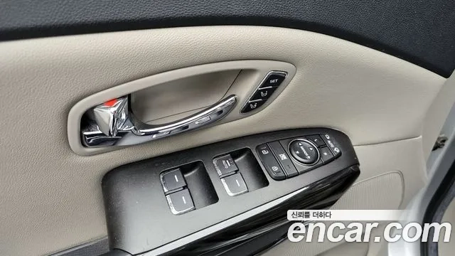 Kia The New Carnival id 2952172 из Кореи 8