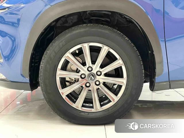 Lexus NX id 4207657 из Китая 8