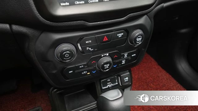 Jeep Renegade id 4494565 из Кореи 8
