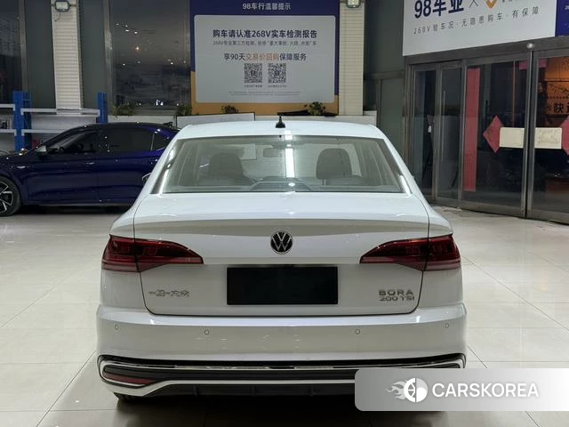 Volkswagen Bora id 4256297 из Китая 8